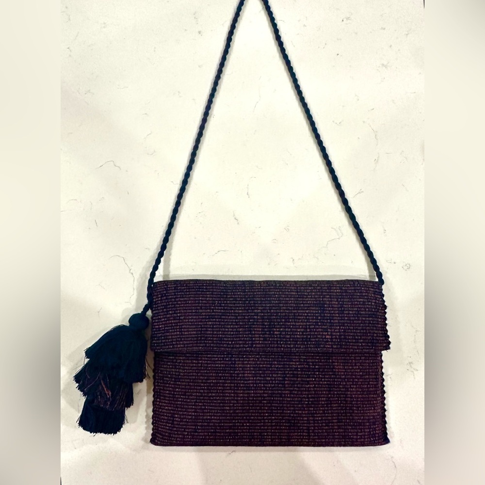 País Textil Tassel Crossbody